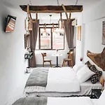 Hotel Pandan Karakoy 3*