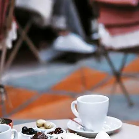 Pandan Karakoy Suıt 3*