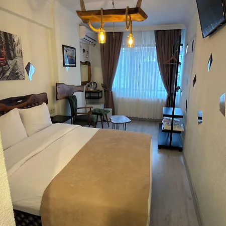 Hotel Pandan Karakoy